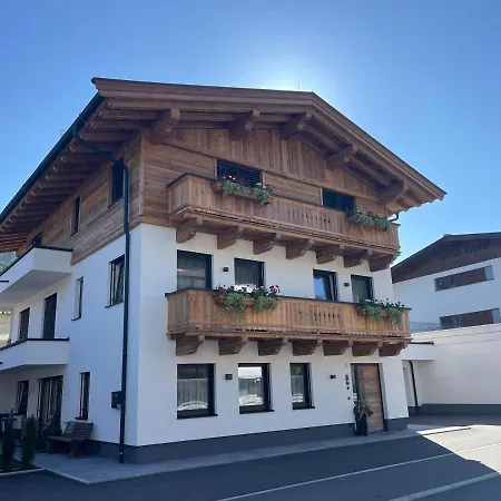 Haus Lackner Apartment