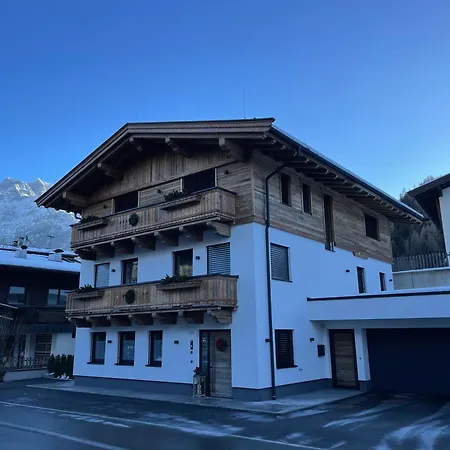 Apartment Haus Lackner *